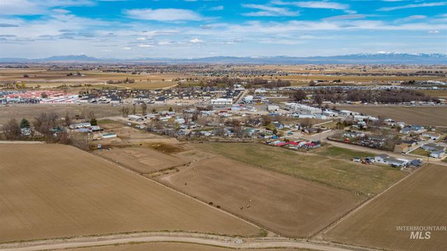 5712 Homedale, Caldwell, ID 83607