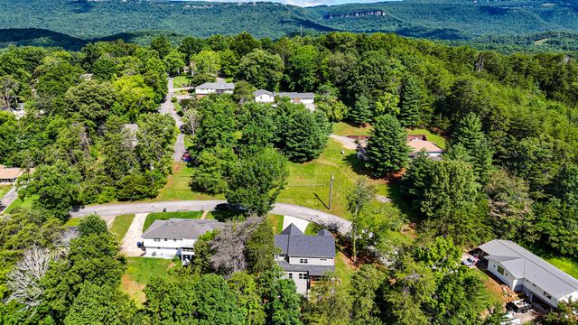 6238 Pine Marr Drive, Hixson, TN 37343