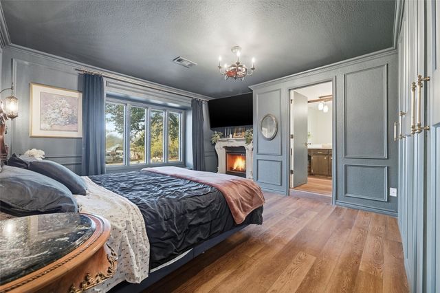 240 Timberlake, Azle, TX 76020