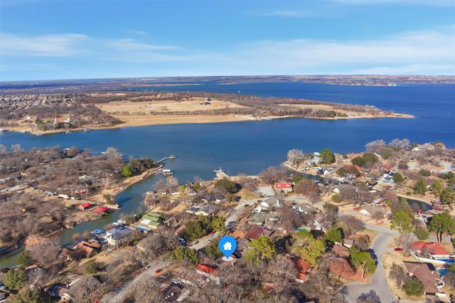 240 Timberlake, Azle, TX 76020