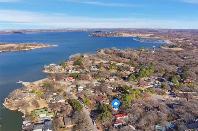 240 Timberlake, Azle, TX 76020