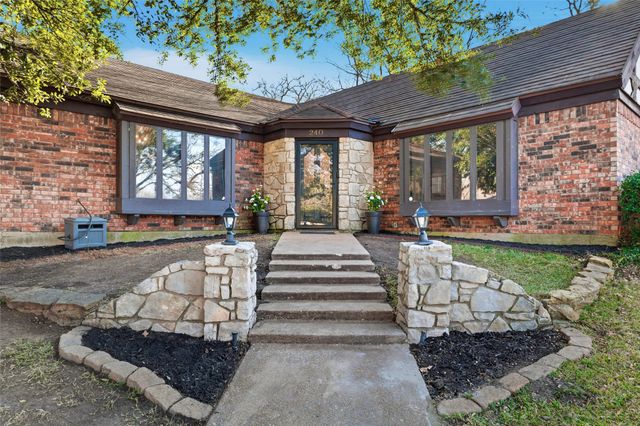 240 Timberlake, Azle, TX 76020