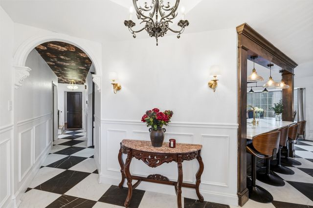 240 Timberlake, Azle, TX 76020