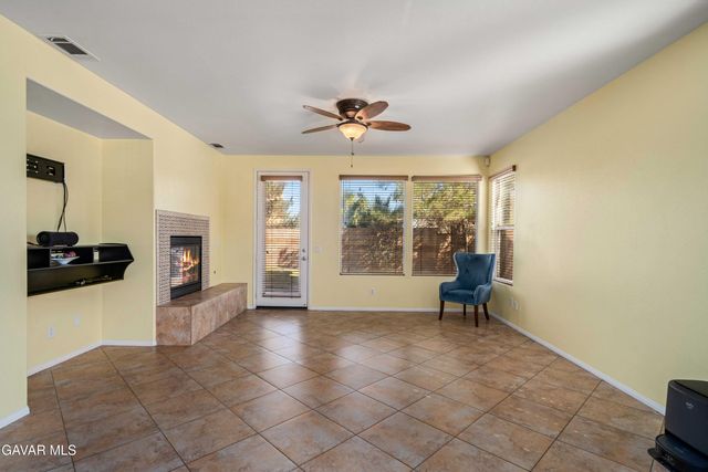 39118 Dunbar Street, Palmdale, CA 93551