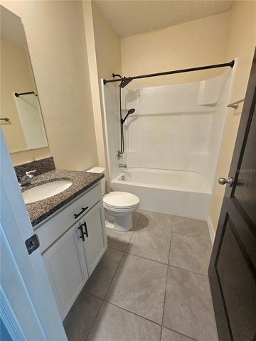 2853 GRANDBURY GROVE RD, Lakeland, FL 33811
