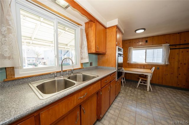 252 Roland Street, Cheektowaga, NY 14212