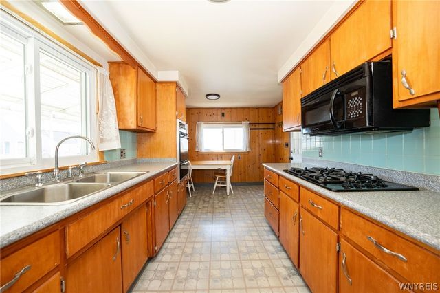 252 Roland Street, Cheektowaga, NY 14212