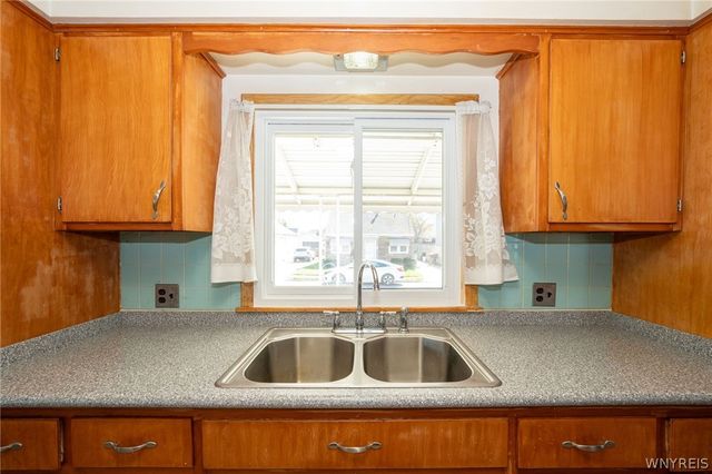 252 Roland Street, Cheektowaga, NY 14212