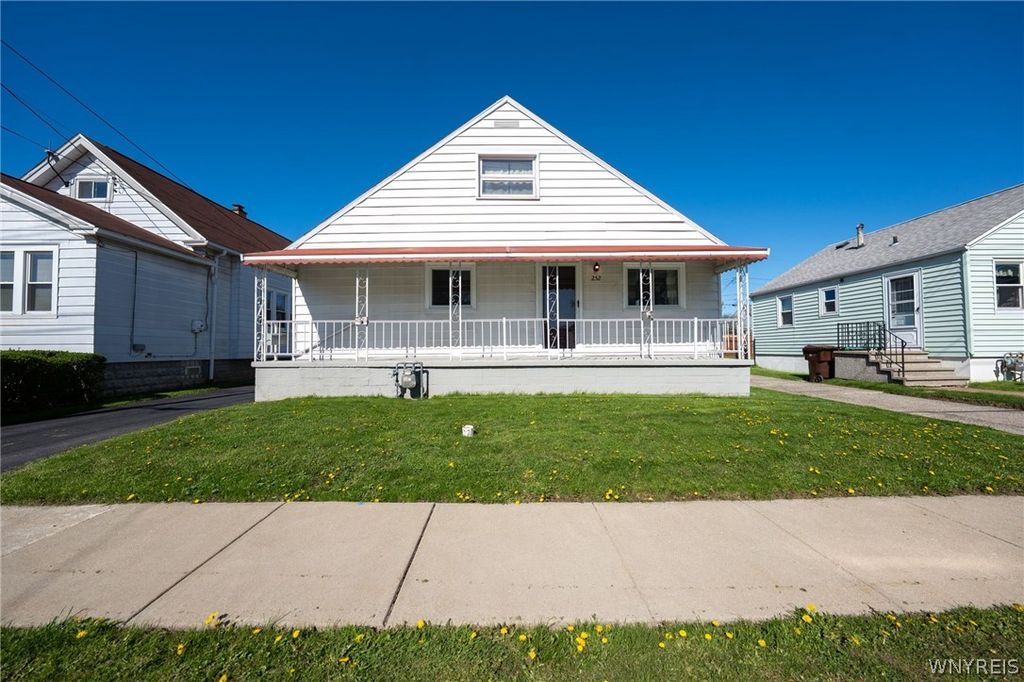 252 Roland Street, Cheektowaga, NY 14212