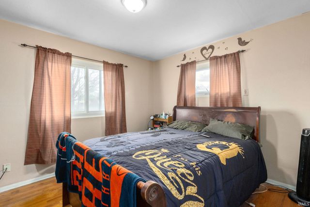 1220 Victory Avenue, South Bend, IN 46615