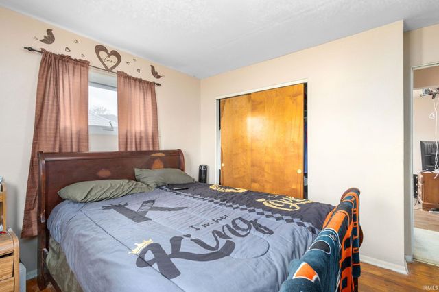 1220 Victory Avenue, South Bend, IN 46615