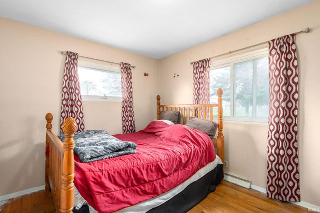 1220 Victory Avenue, South Bend, IN 46615