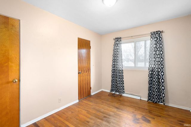 1220 Victory Avenue, South Bend, IN 46615