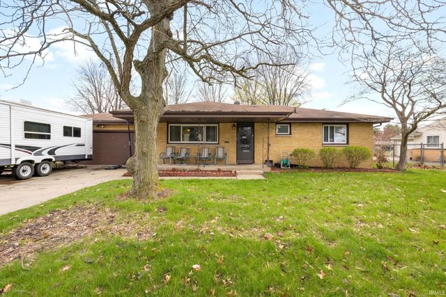 1220 Victory Avenue, South Bend, IN 46615