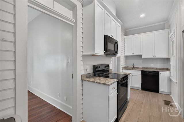 902 Barnard Street, Savannah, GA 31401