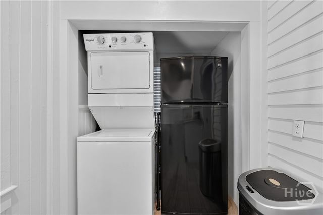 902 Barnard Street, Savannah, GA 31401