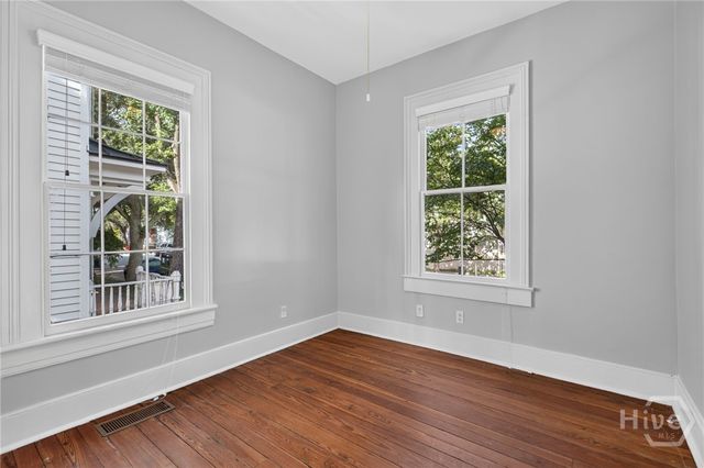 902 Barnard Street, Savannah, GA 31401