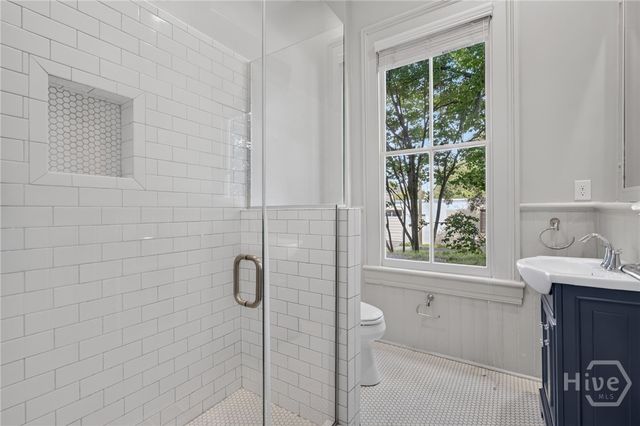 902 Barnard Street, Savannah, GA 31401