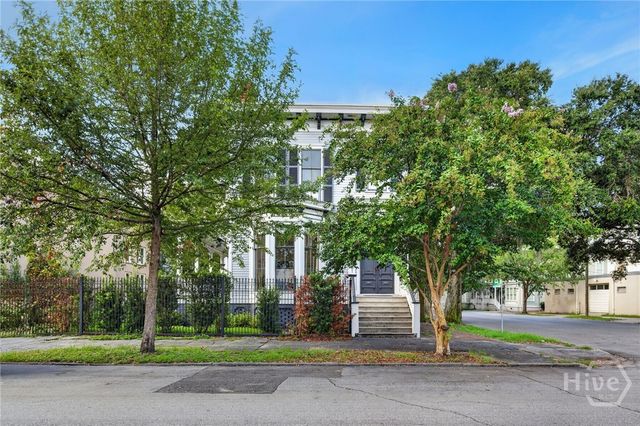 902 Barnard Street, Savannah, GA 31401
