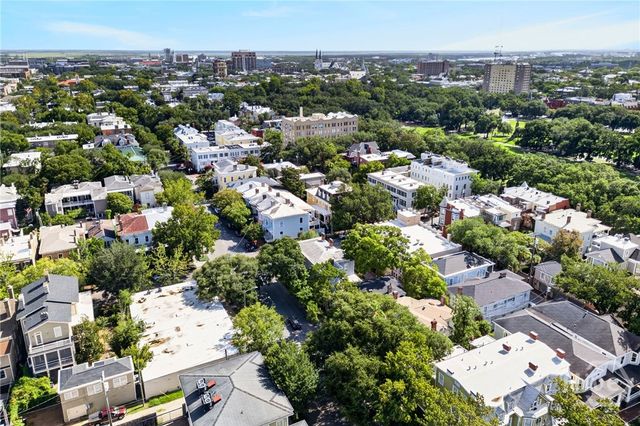 902 Barnard Street, Savannah, GA 31401