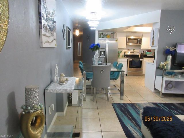 1114-1116 NE 8th ST, Cape Coral, FL 33909