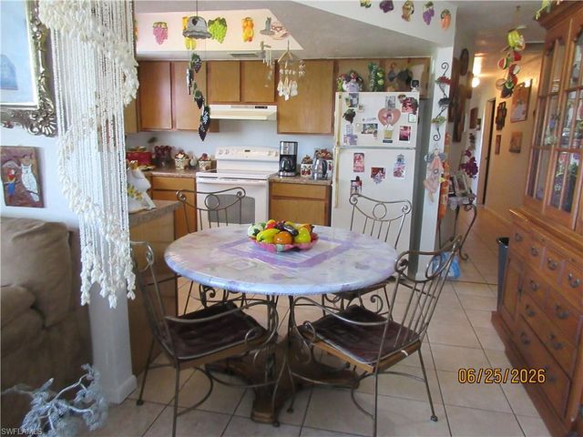 1114-1116 NE 8th ST, Cape Coral, FL 33909