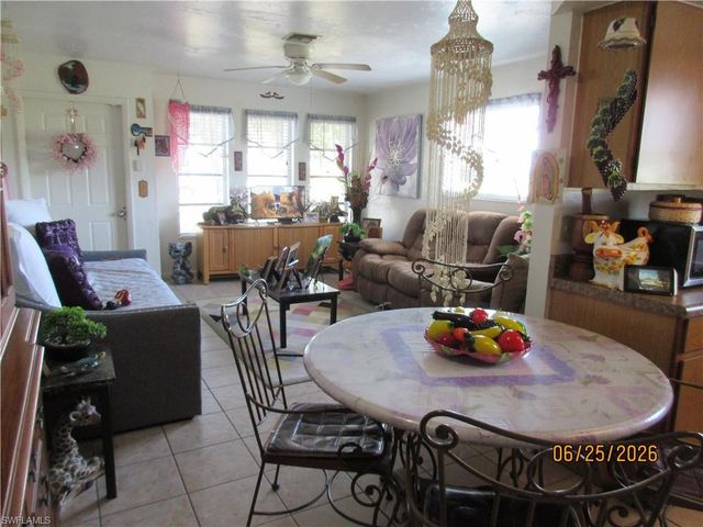 1114-1116 NE 8th ST, Cape Coral, FL 33909