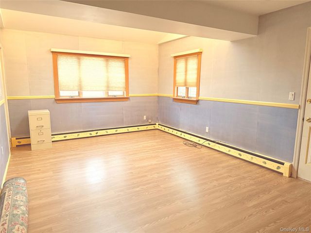 92 Stone Lane, Levittown, NY 11756