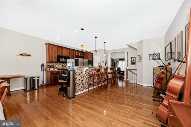 9441 DUNRAVEN ST, Frederick, MD 21704