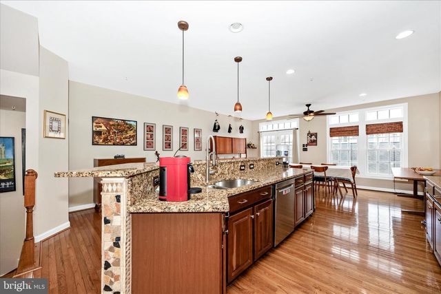 9441 DUNRAVEN ST, Frederick, MD 21704