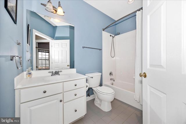 9441 DUNRAVEN ST, Frederick, MD 21704