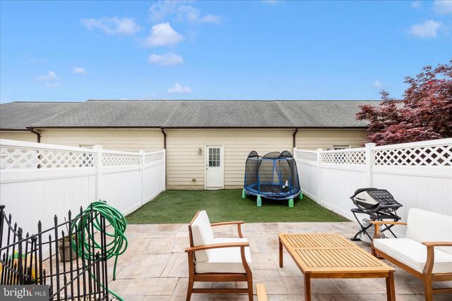 9441 DUNRAVEN ST, Frederick, MD 21704