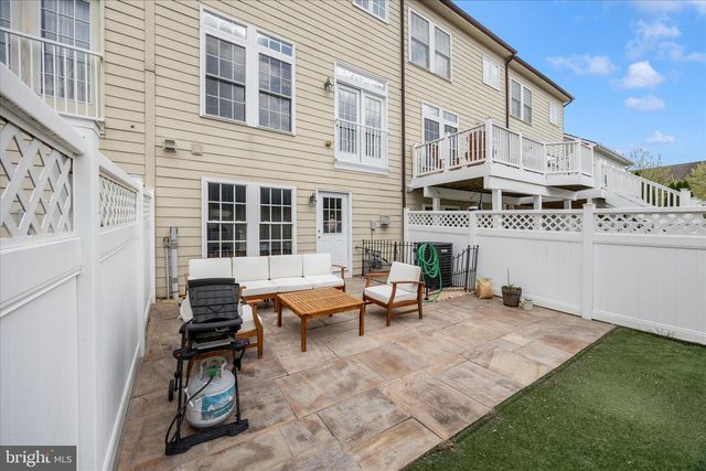 9441 DUNRAVEN ST, Frederick, MD 21704