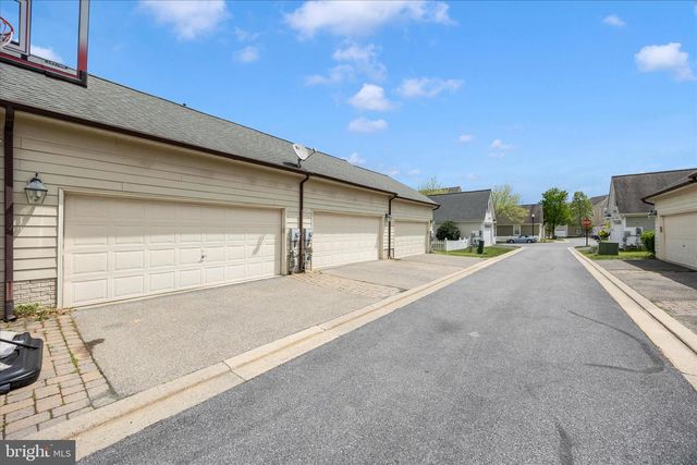 9441 DUNRAVEN ST, Frederick, MD 21704