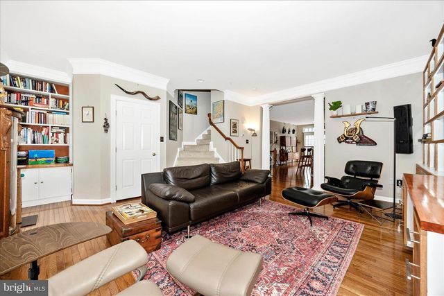 9441 DUNRAVEN ST, Frederick, MD 21704