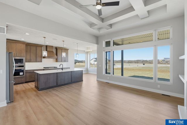 9116 Marbella Drive, Lincoln, NE 68520