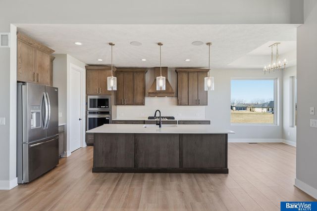 9116 Marbella Drive, Lincoln, NE 68520