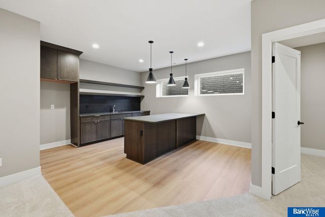 9116 Marbella Drive, Lincoln, NE 68520