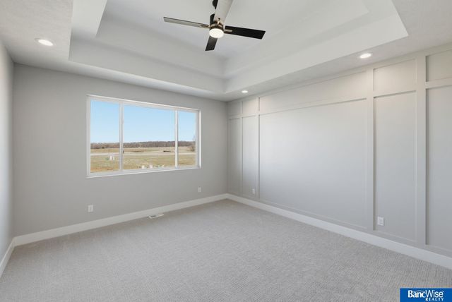 9116 Marbella Drive, Lincoln, NE 68520