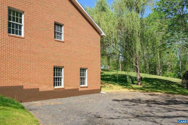 4568 ROCKFISH GAP TPKE, Charlottesville, VA 22903