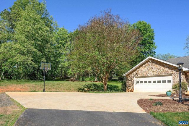 4568 ROCKFISH GAP TPKE, Charlottesville, VA 22903
