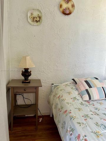 2860 Somerset Drive 405K, Lauderdale Lakes, FL 33311
