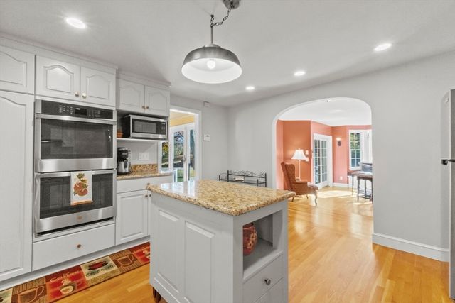 29 Kay Street, Westborough, MA 01581