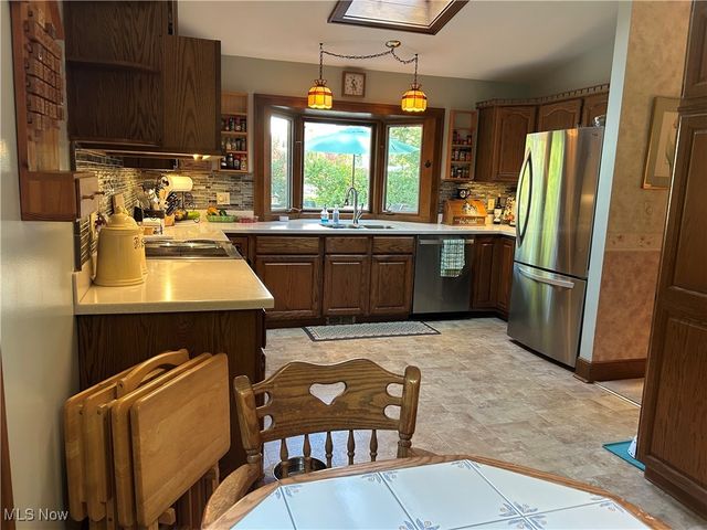 1714 W Jackson Street, Painesville Twp, OH 44077