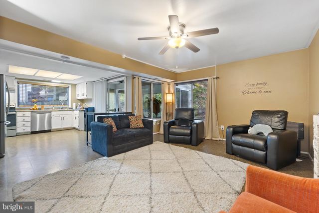 9315 MIDLAND TURN, Upper Marlboro, MD 20772