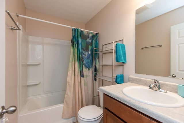 1439 Willow Tree Lane, Sheridan, IN 46069