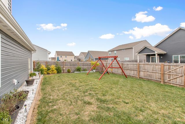 1439 Willow Tree Lane, Sheridan, IN 46069