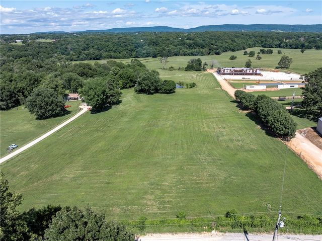 11354 Jim Hall CR601 Road, Prairie Grove, AR 72753