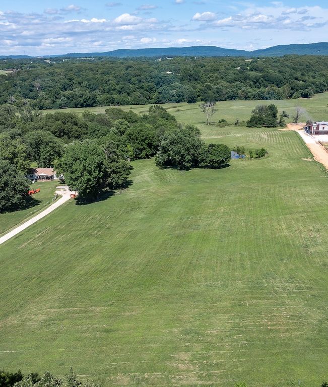 11354 Jim Hall CR601 Road, Prairie Grove, AR 72753