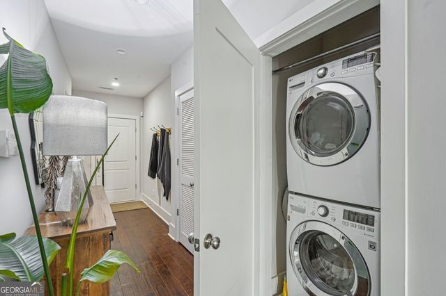 307 Canton Way, Roswell, GA 30075